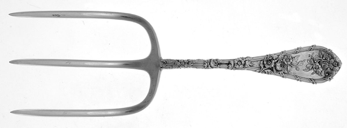 Dauphin (Sterling, 1897, No Monograms) Solid Toast Serving Fork by Durgin-1