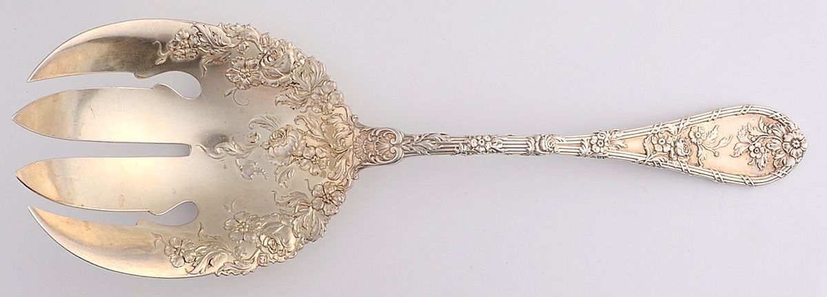 Dauphin (Sterling, 1897, No Monograms) Vegetable Serving Fork (Solid) by Durgin-1