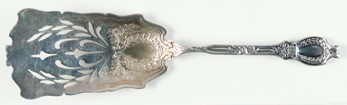 Du Barry (Sterling, 1901) Small Pierced Solid Croquette Server by Durgin-1