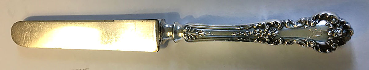 Hampshire (Sterling, 1906) Dessert/Tea Knife with Silverplate Blade by Durgin-1