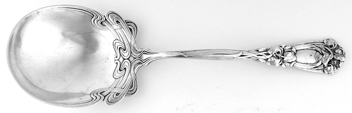 Iris (Sterling, 1900, No Monograms) Small Solid Berry/Casserole Spoon by Durgin-1