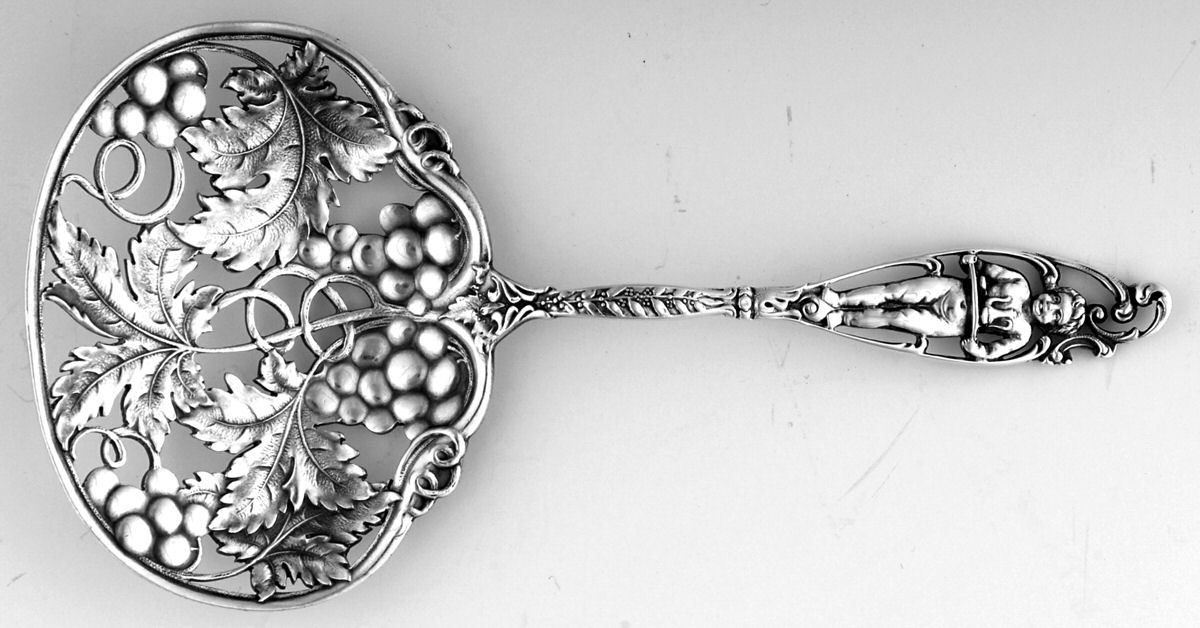 Labors of Cupid (Sterling, 1900, No Monograms) Solid Bon Bon Spoon with Pierced Bowl by Dominick & Haff-1