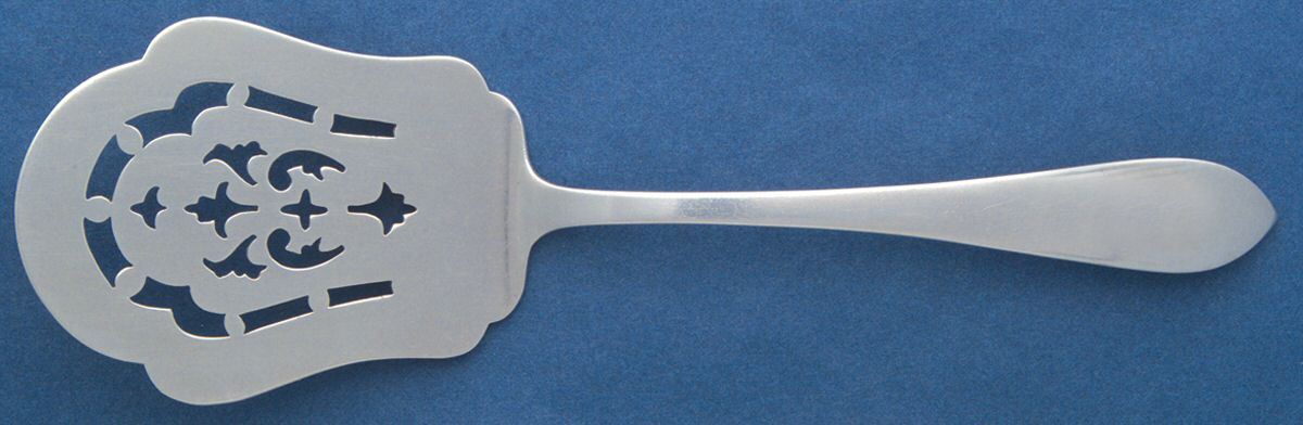 Pointed Antique (Sterling) Solid Pierced Waffle Server by Dominick & Haff-1