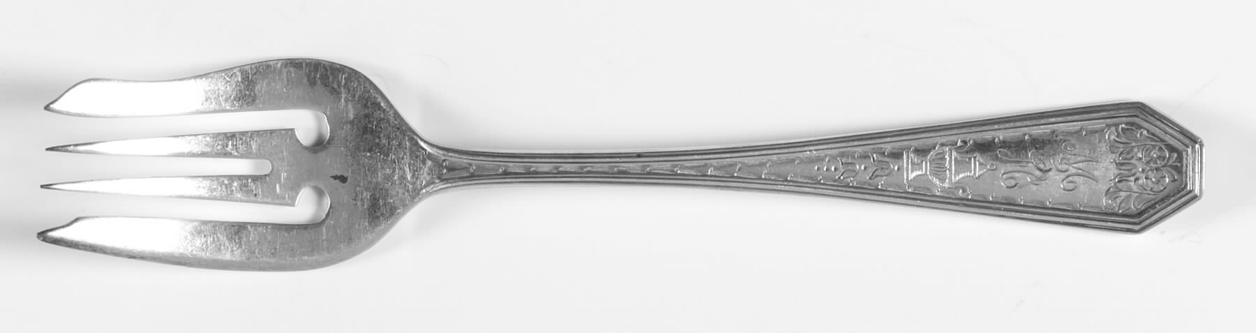 Queen Anne No. 16-Engraved(Sterlng, 1910) Individual Salad Fork by Dominick & Haff-1