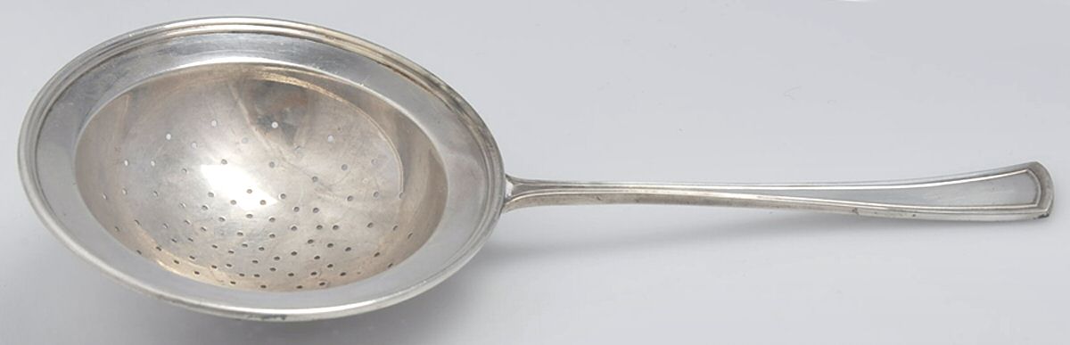 Virginia (Sterling, 1912, No Monograms) Solid Individual Overcup Tea Strainer by Dominick & Haff-1