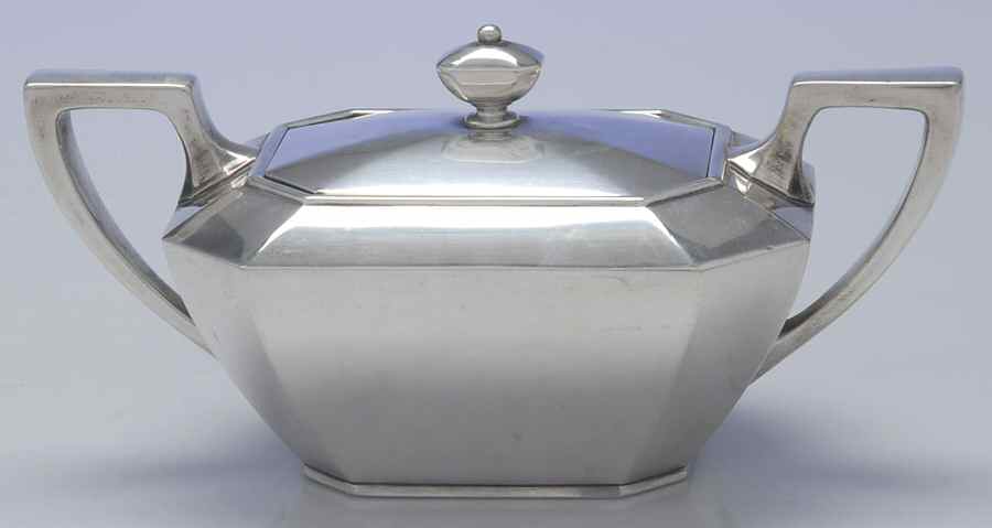 Fairfax (Sterling, Hollowware) Sugar Bowl & Lid by Durgin-1