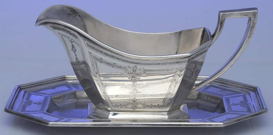 Colfax (Sterling, 1922, Hollowware) Sterling Gravy Boat & Underplate by Durgin-1
