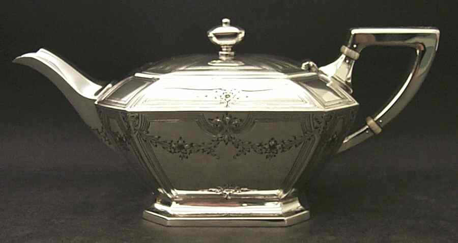 Fairfax No. 4-B-Engraved (Sterling, 1910, Hlwr) Teapot by Durgin-1