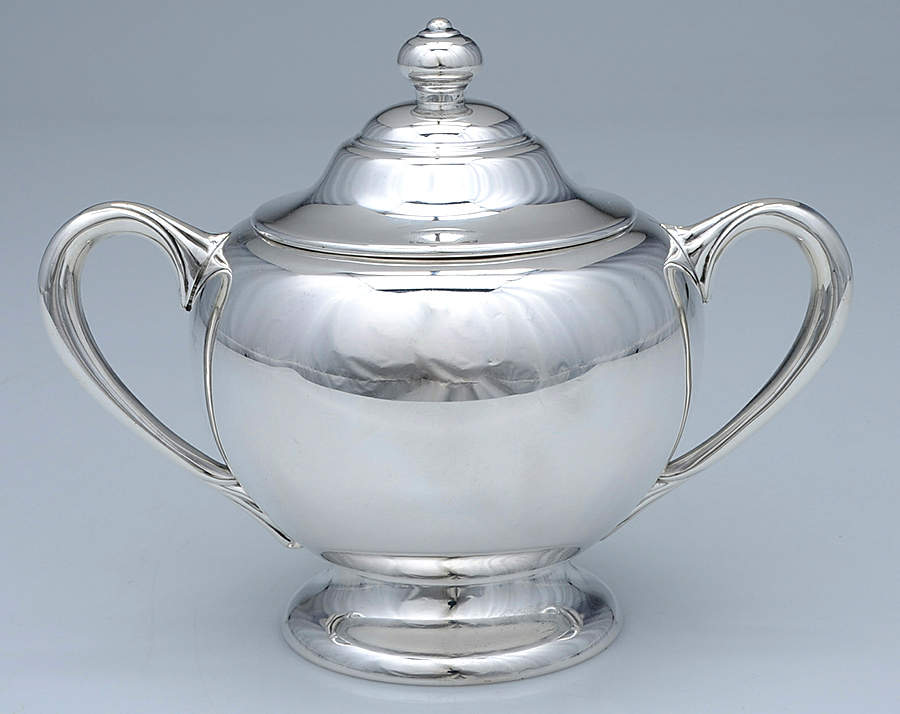 500-Plain (Sterling, Hollowware) Sugar Bowl & Lid by Dunkirk Silversmiths-1