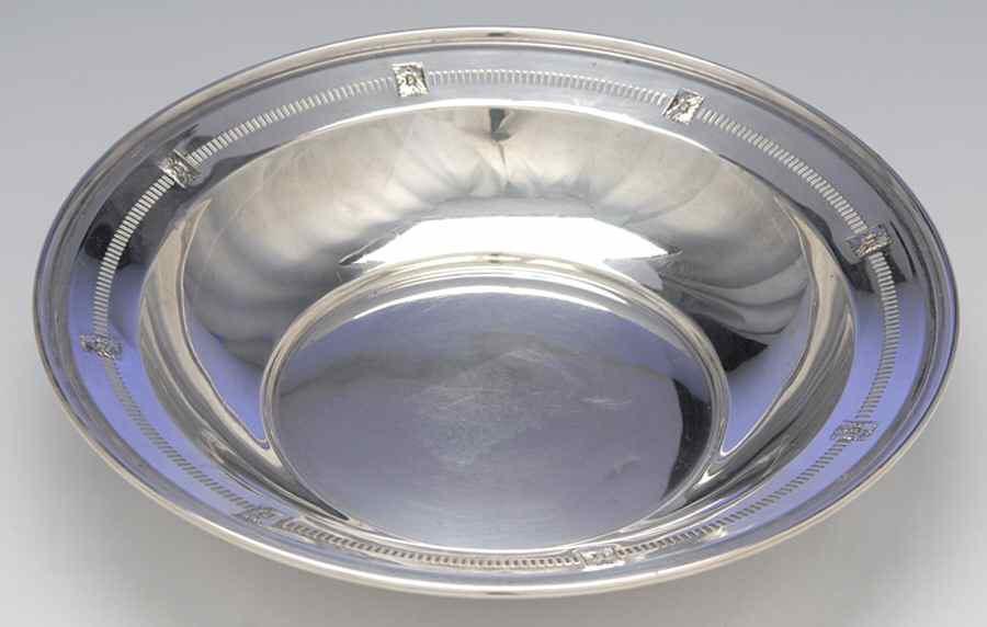 795 (Sterling, Hollowware) 9" Round Vegetable Bowl by Dominick & Haff-1