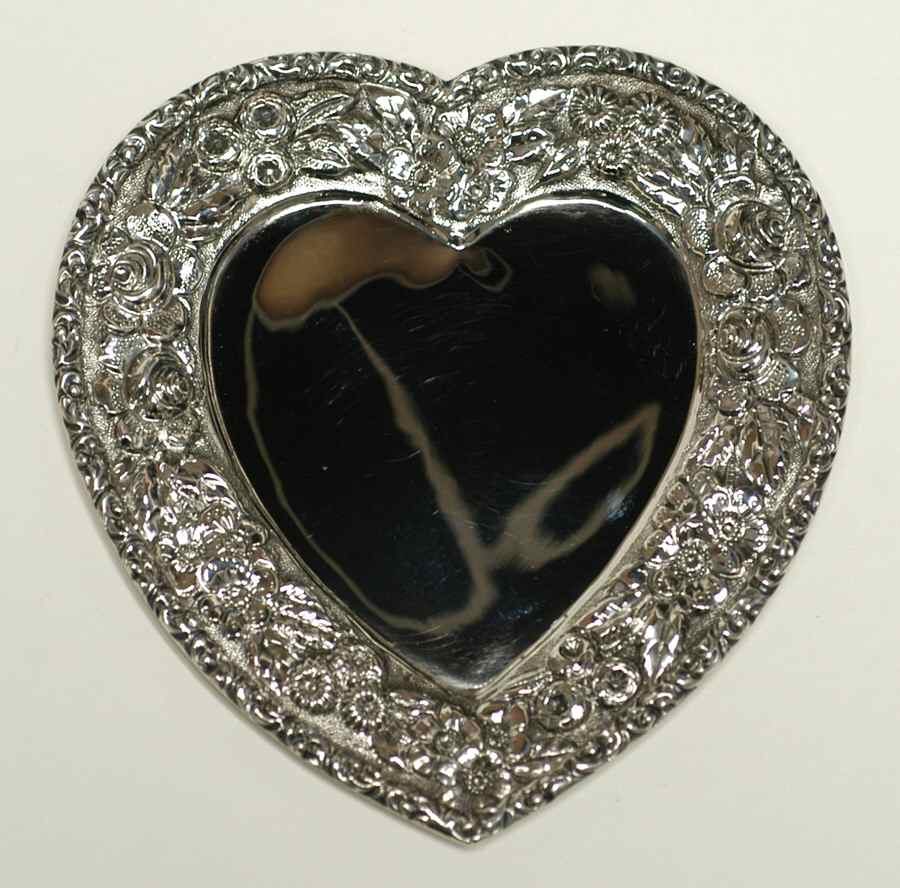 Repousse (Sterling, Hollowware) Heart Shape Pin Tray by Davis & Galt-1