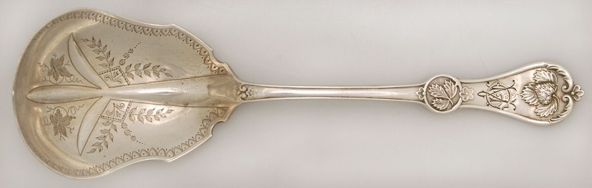 Strawberry (Sterling, 1874) Brightcut Solid Large Berry/Casserole Spoon by Durgin-1