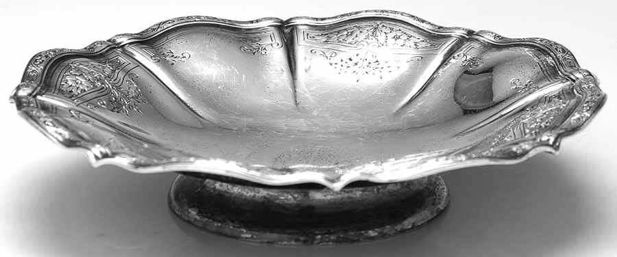 1452 (Sterling, Hollowware) 8" Round Footed Centerpiece by Durgin-1