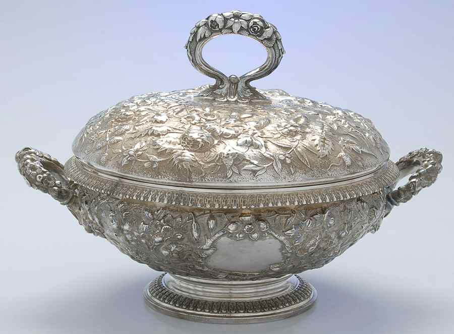 Repousse (Sterling, Hollowware) Round Covered Pedestal Vegetable Lid Only by Dominick & Haff-1