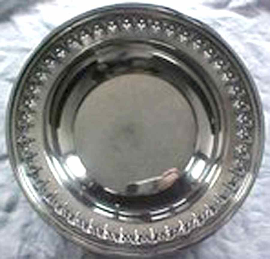 900-93 (Sterling, Hollowware) 11" Round Vegetable by Dominick & Haff-1