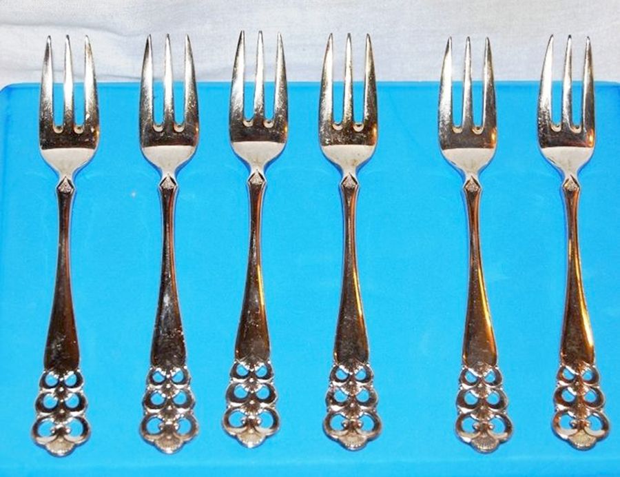 Norrona (Silverplate) Cocktail/Seafood Fork by David Andersen-1