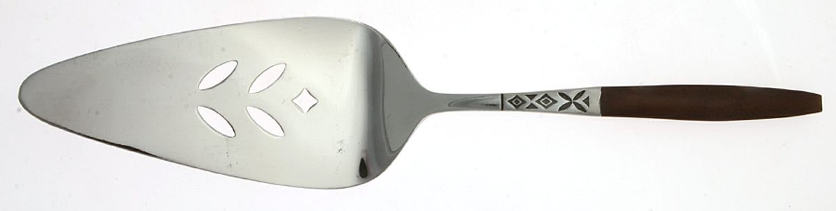 EKS5 (STAINLESS) Pierced All Stainless Pie Server by Ekco Silver-1