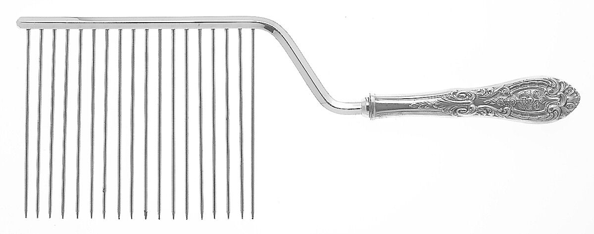 Southern Grandeur Cake Breaker with Silverplate Prongs by Easterling-1
