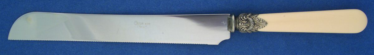 Napoleon-Ivory (Stainless) Cake Slicer with Stainless Blade by EME Flatware-1