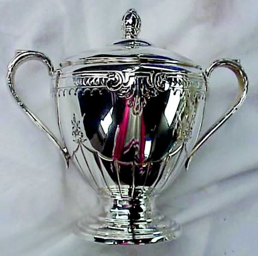 7000 (Sterling, Hollowware) Sugar Bowl & Lid by Ellmore-1