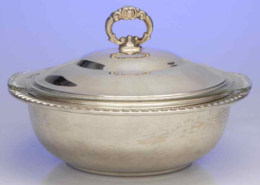 1779 (Silverplate, Hollowware) Plated Round Covered Vegetable with Liner by Eales 1779 (Leonard Silver)-1