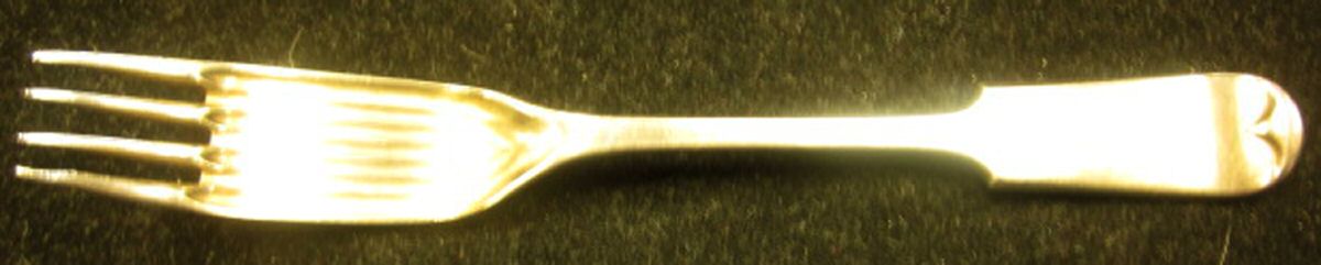 ELK22 (Silverplate) Individual Solid Spaghetti Fork by Elkington-1