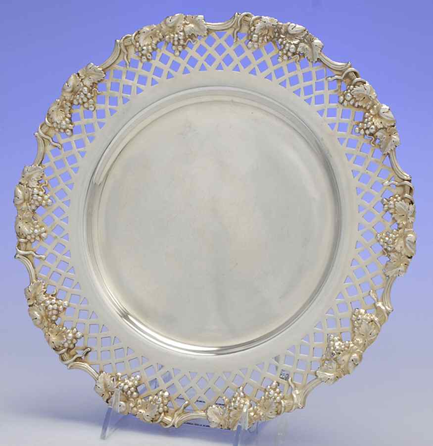 2913-7 (Silverplate, Hollowware) Round Pierced Tray by EG  Webster-1