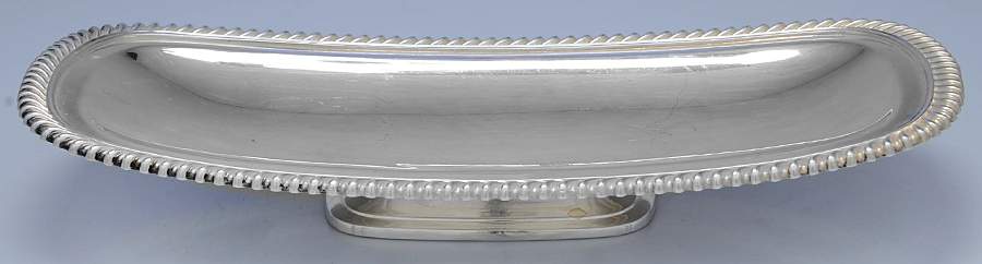 05421 (Silverplate, Hollowware) 13" Bread Tray by EG  Webster-1
