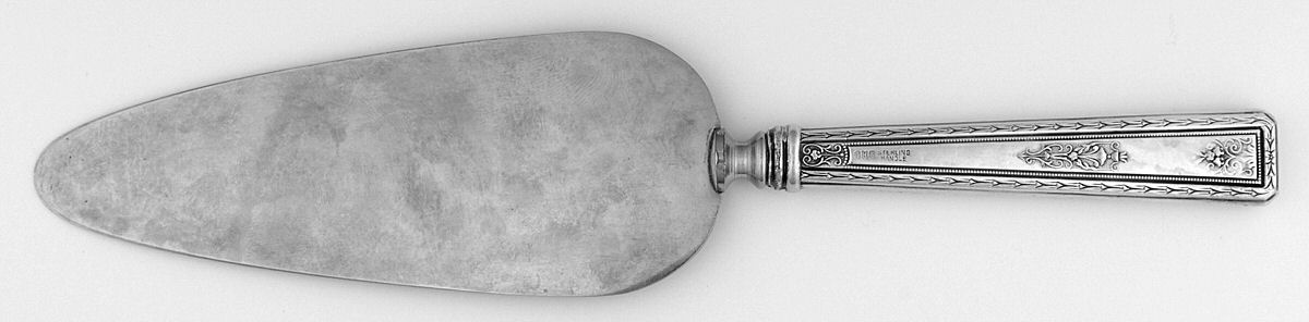 ELM8 (Sterling) Pie Server with Silverplate Blade by Ellmore-1
