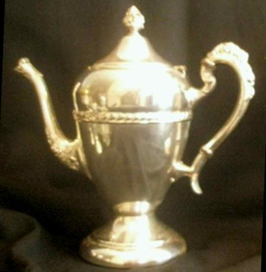 ETH1 (Silverplate, Hollowware) Teapot by Eton Sheffield-1