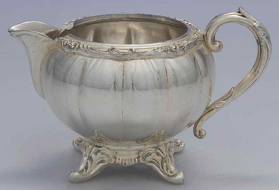 ENV6 (Silverplate, Hollowware) Creamer by English Silver Mfg Co.-1