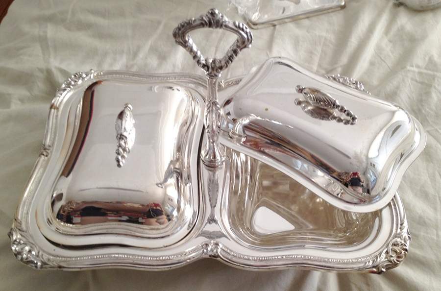 719 (Silverplate, Hollowware) 2 Part Handled Buffet Server by English Silver Mfg Co.-1