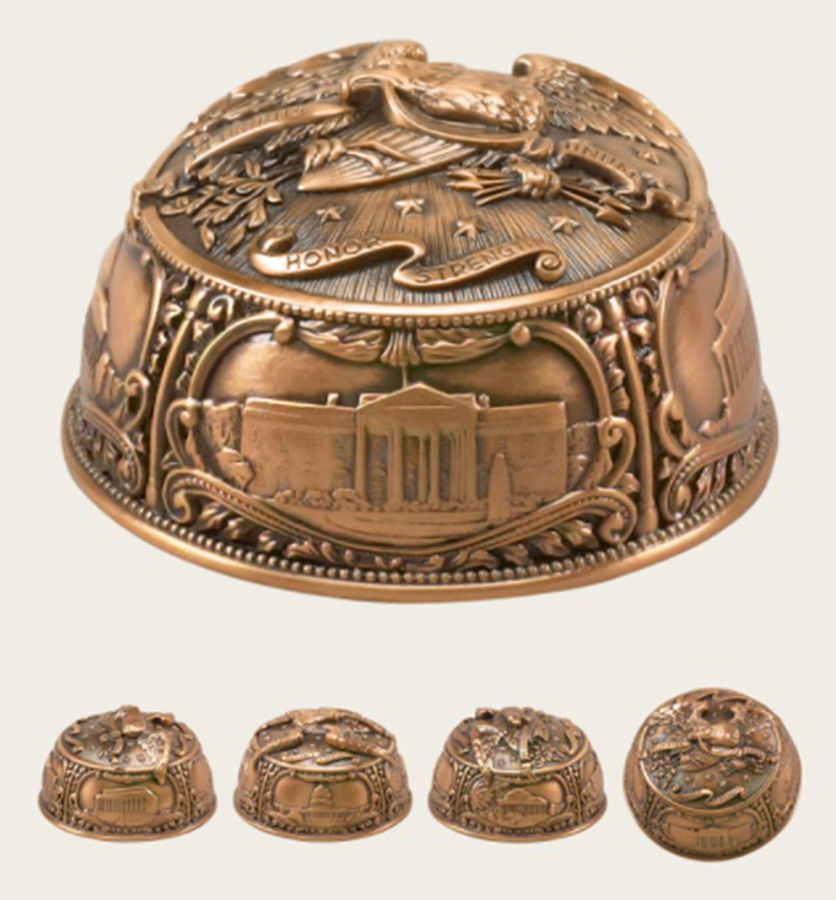 Desk Accessories Figurine Paperweight by Edgar Berebi-1