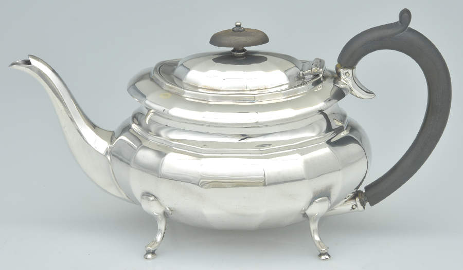 EV7 (Sterling, Hollowware) Teapot by E.Viners (Sheffield)-1