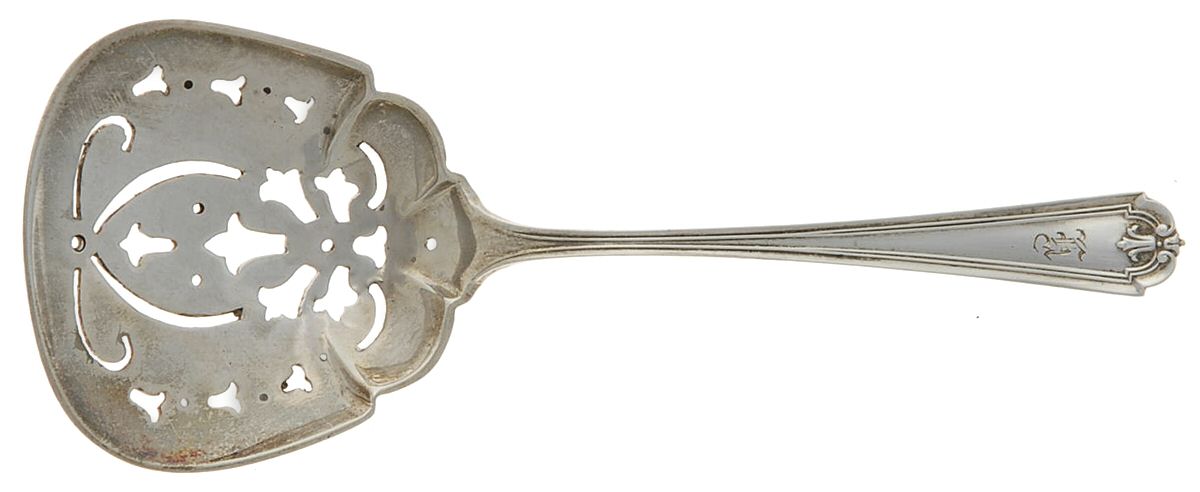 Langdon (Sterling, 1912) Pierced Almond Spoon by Fessenden-1