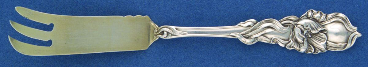 Tulip (Sterling, 1910) Solid Serving Cheese Knife by Fessenden-1