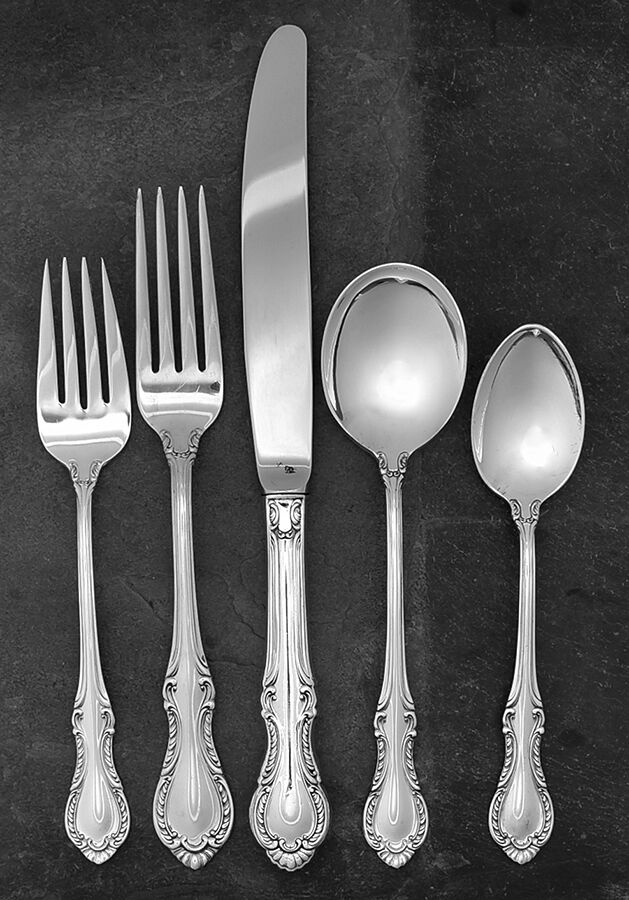 Southern Colonial (Sterling, 1945) 40 Piece Estate Set by Fine Arts-1