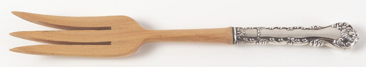 Neapolitan-Kings Court (Sterling, 1895, No Monos) Salad Serving Fork with Wooden Prongs by Frank Whiting-1
