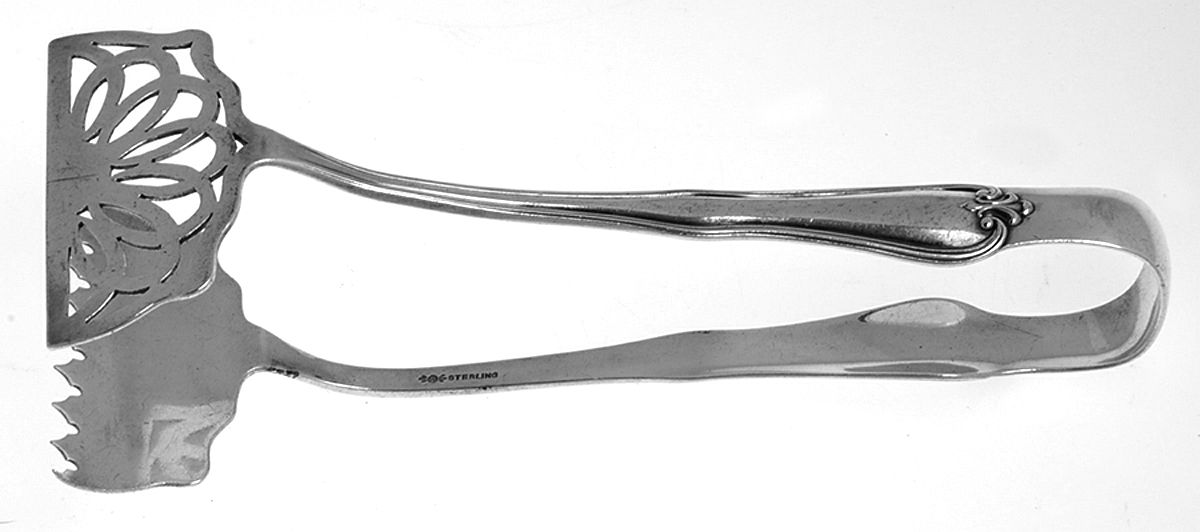 Puritan (Sterling, 1905) Large Solid Sandwich Tongs by Frank Whiting-1