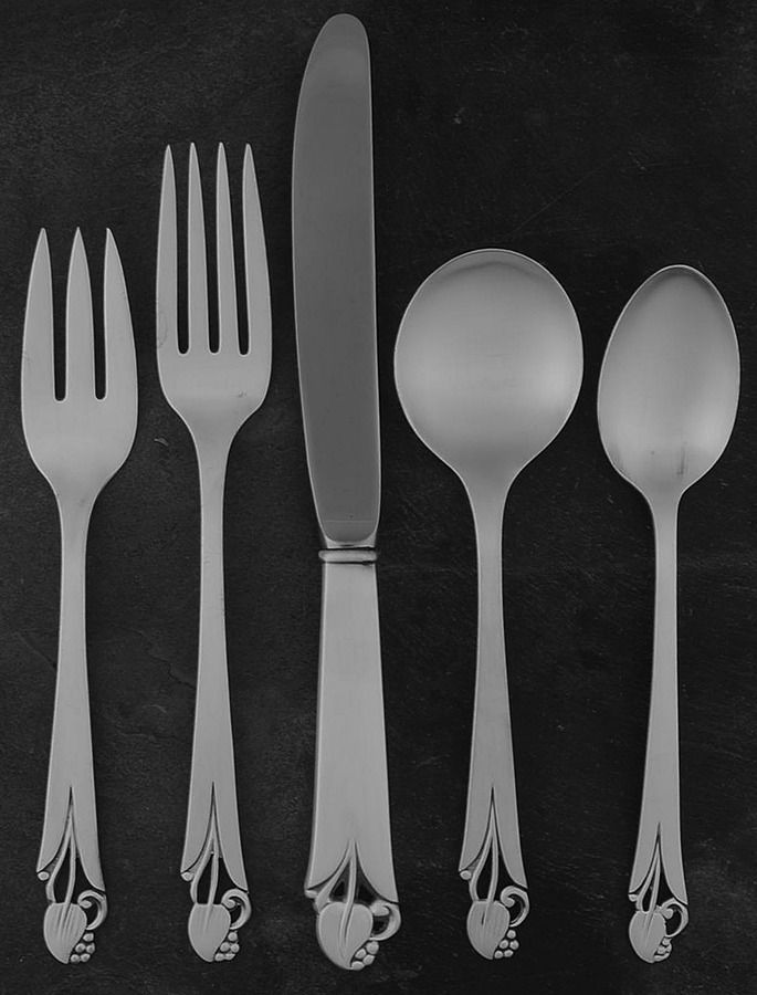 Woodlily (Sterling, 1945, Satin) 5 Piece Place Size Setting by Frank Smith-1