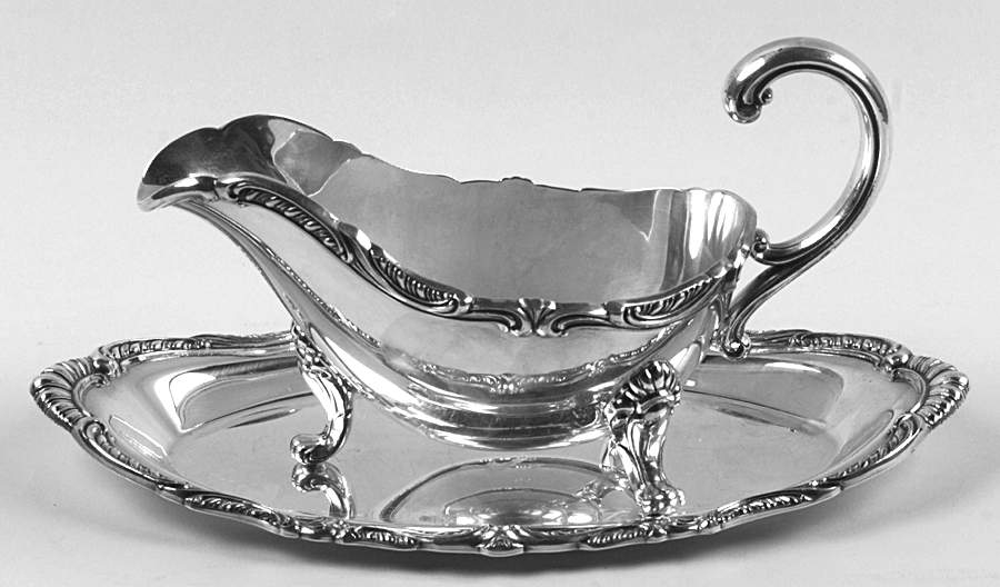 Southern Colonial (Silverplate, Hollowware) Plated Gravy Boat & Underplate by Fine Arts-1