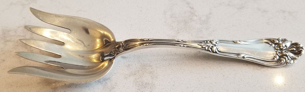 Champlain (Sterling, 1915) Large Solid Tined Sardine Serving Fork by Frank Whiting-1