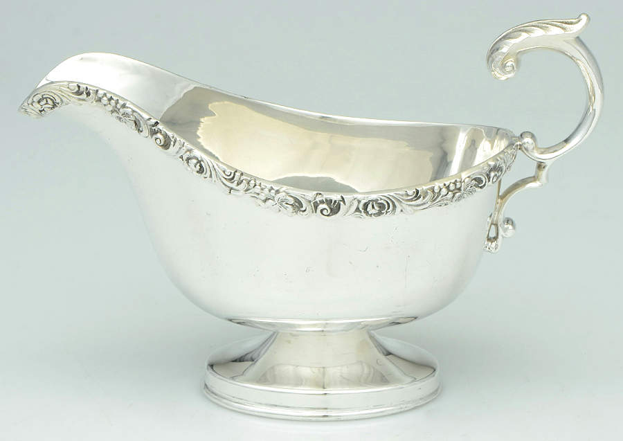 2166 (Silverplate, Hollowware) Gravy Boat by Friedman-1