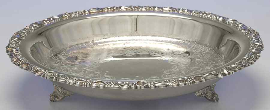 2166 (Silverplate, Hollowware) Footed Pie Plate by Friedman-1