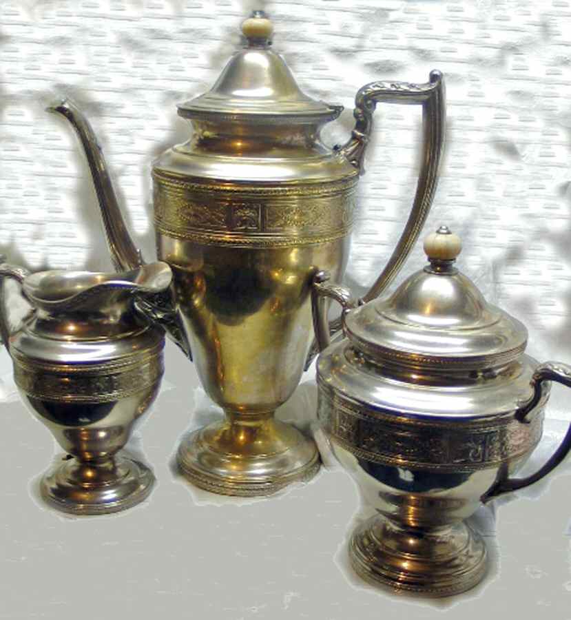Dresden (Silverplate, Hollowware) Silverplate Coffee Pot by Friedman-1