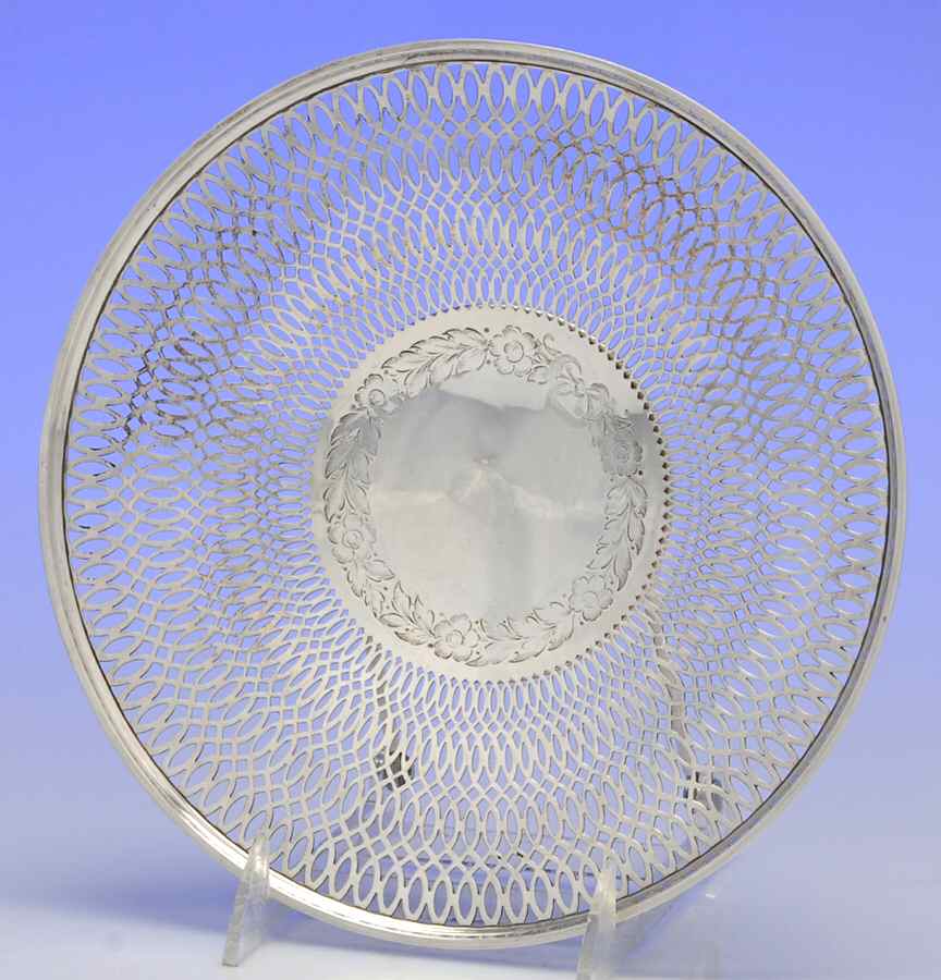 6549 (Sterling, Hollowware) Pierced Footed Cake Plate by Frank Whiting-1