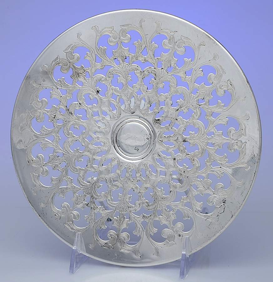 492 (Silverplate, Hollowware) Trivet by Friedman-1