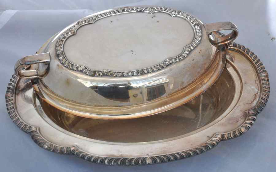 2150 (Silverplate, Hollowware) Double Vegetable Bowl by Friedman-1