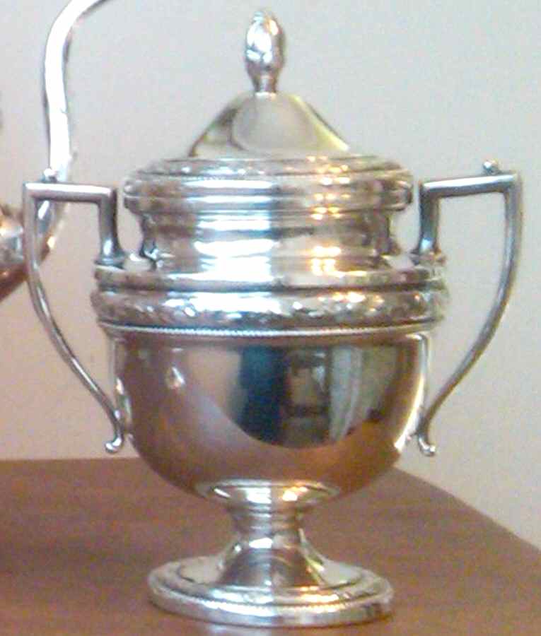 708 (Sterling, Hollowware) Sugar Bowl & Lid by Frank Whiting-1