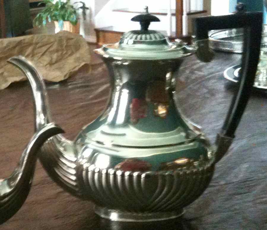 FGT1 (Silverplate, Hollowware) Silverplate Coffee Pot by Folgate-1